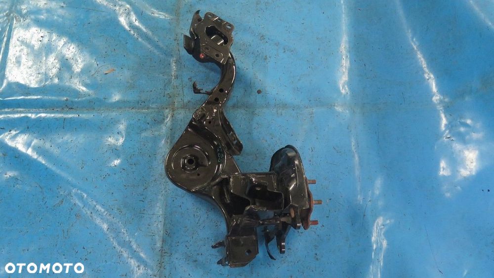 Wahacz Zwrotnica Tył Tylny Prawy lub Lewy NISSAN X-TRAIL T32 - 2