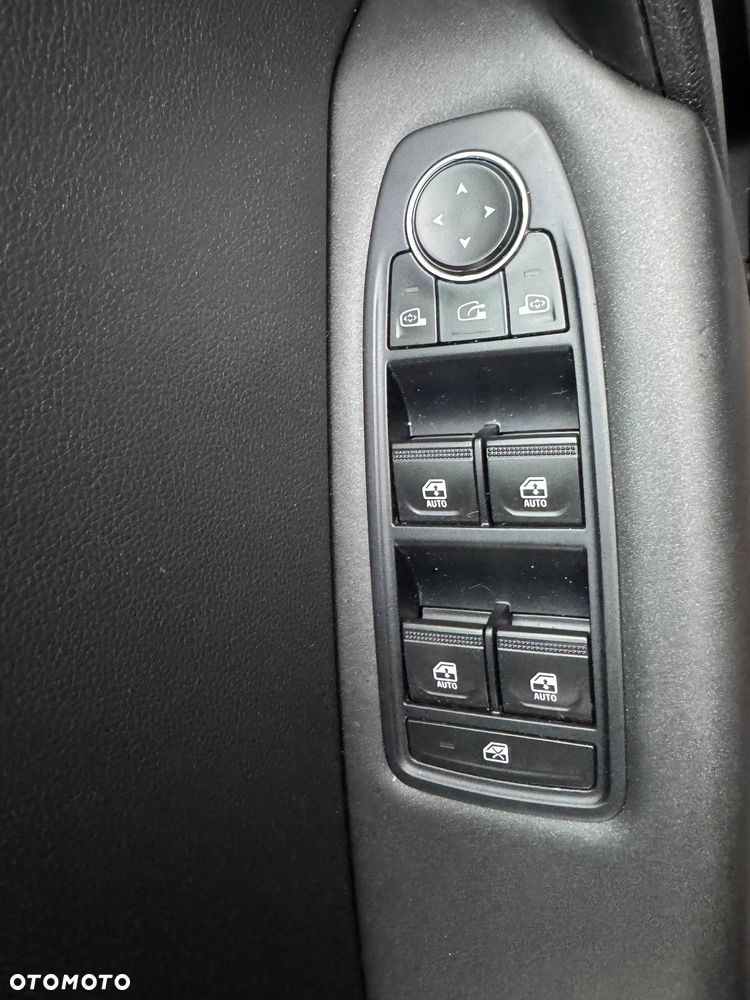 Renault Captur TCe 90 LIFE - 18