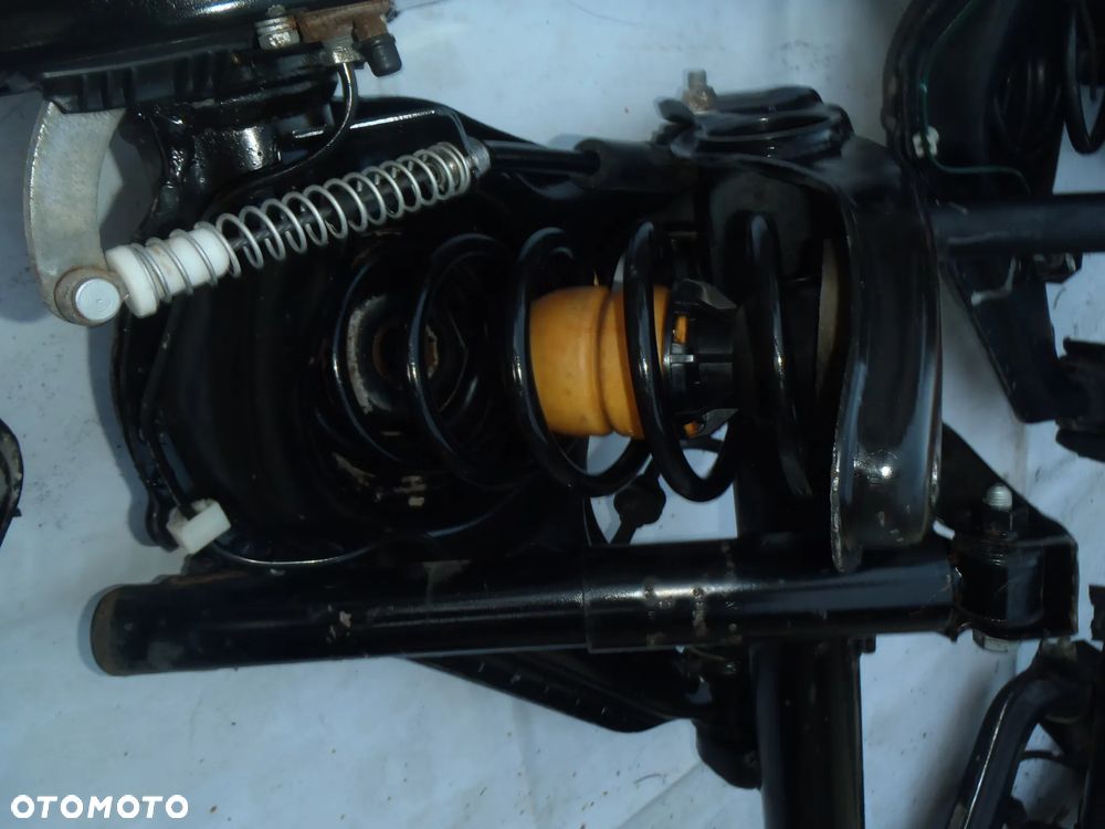 wahacz piasta czop cylinderek rozpierak szczęki bęben fiat seicento cinQecento pod abs nie malowany jak nowy 2010r fiat 600 - 4