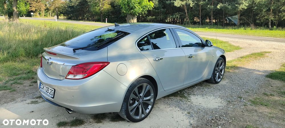 Opel Insignia 2.0 T Cosmo - 3