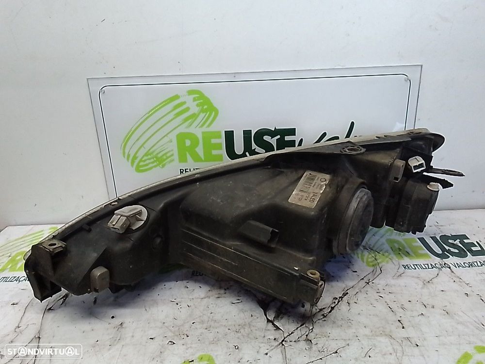 Ótica Dto Peugeot 206 Hatchback (2A/C) - 2