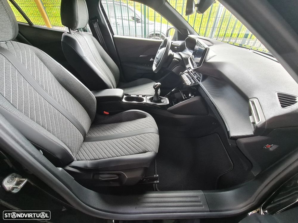 Peugeot 2008 1.2 PureTech Allure Pack - 15