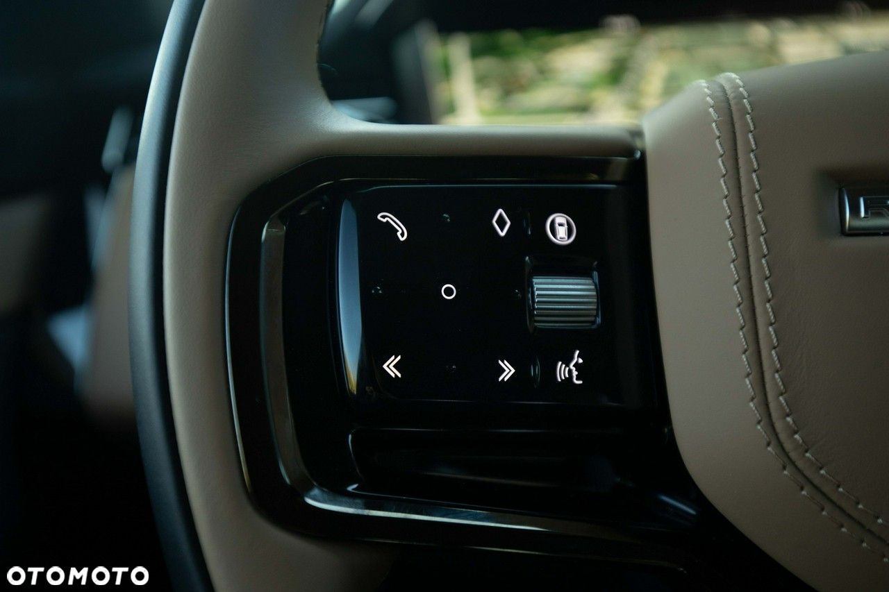 Land Rover Range Rover Sport - 25