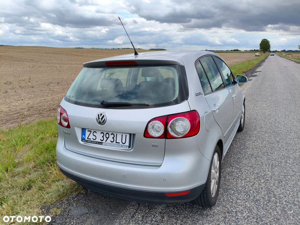 Volkswagen Golf Plus - 12