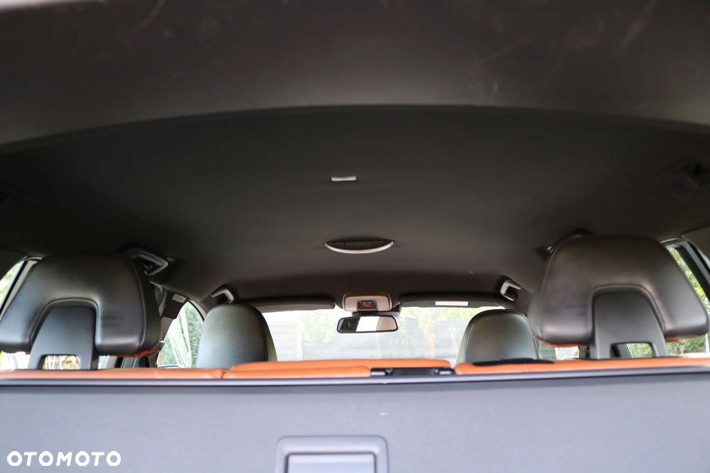 Volvo V60 D5 AWD Geartronic RDesign - 10