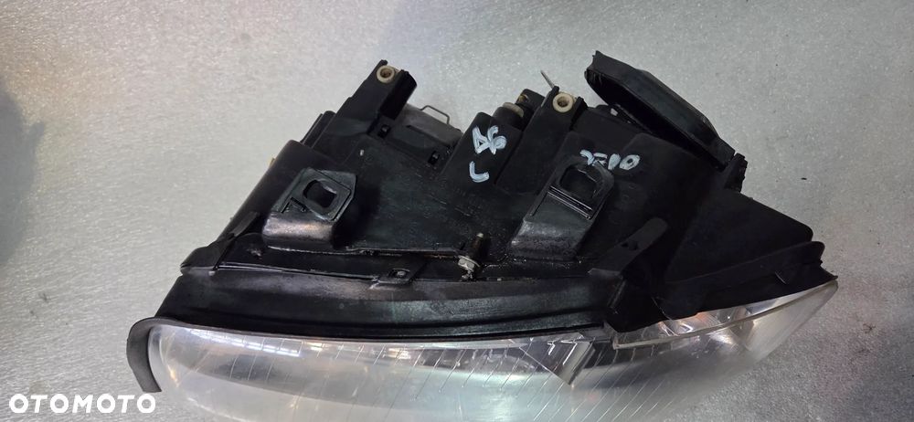 Lampa lewa przód Audi A4 B6 DEPO - 4