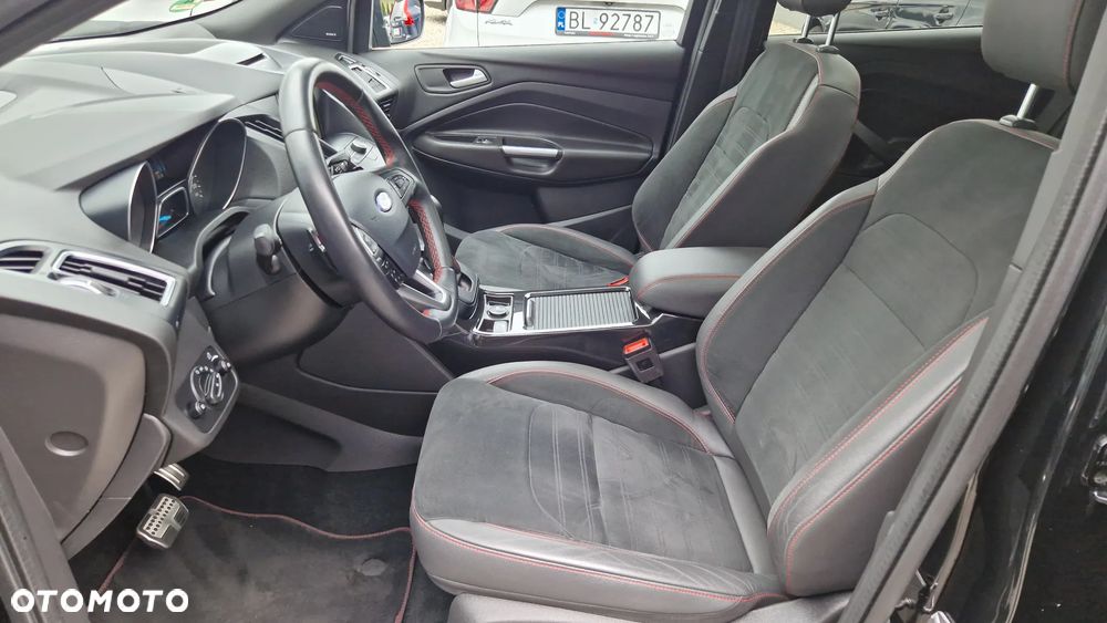 Ford Kuga 2.0 TDCi 4x4 ST-Line - 20