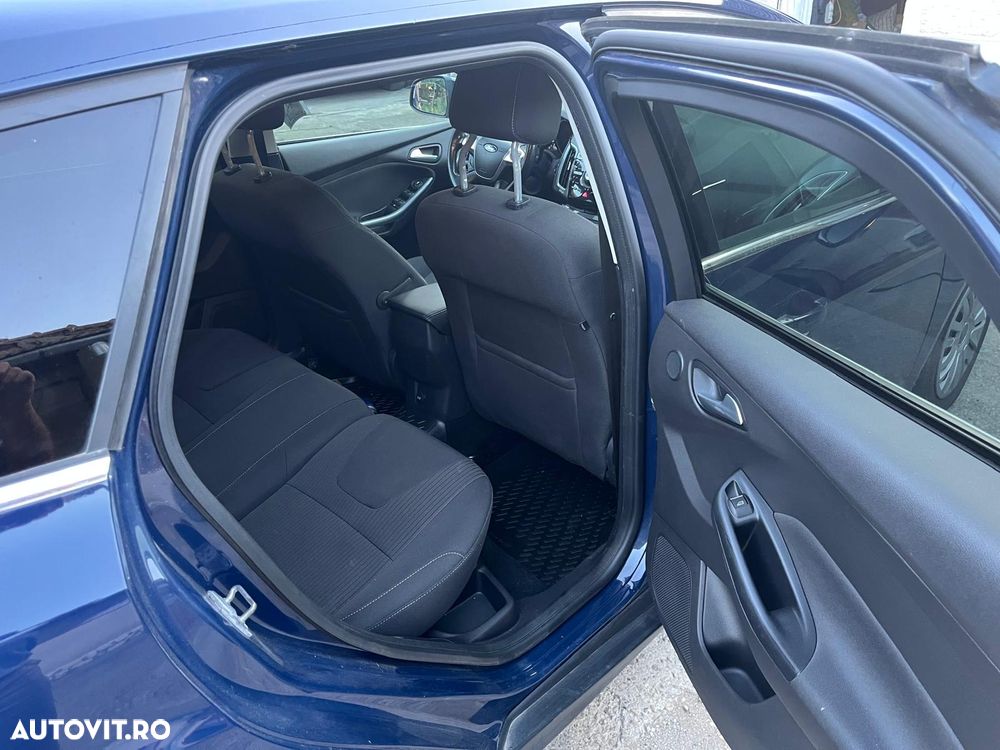 Ford Focus 1.6 TDCI DPF Titanium - 7