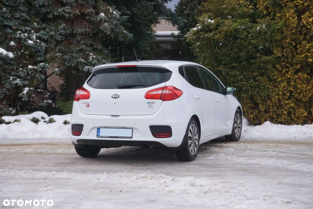 Kia Ceed 1.6 GDI L - 5