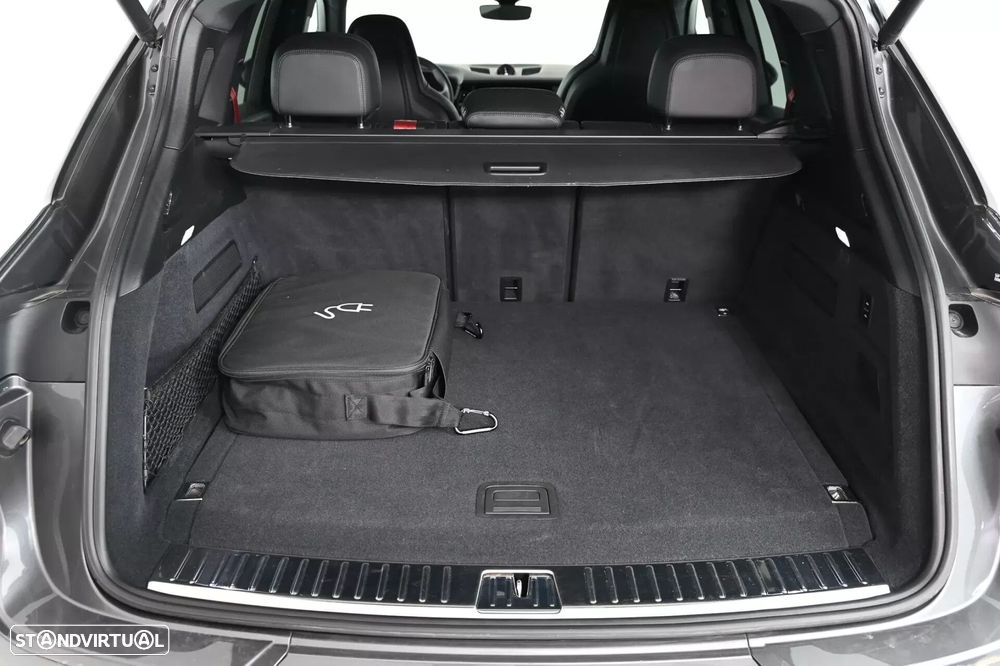 Porsche Cayenne - 12