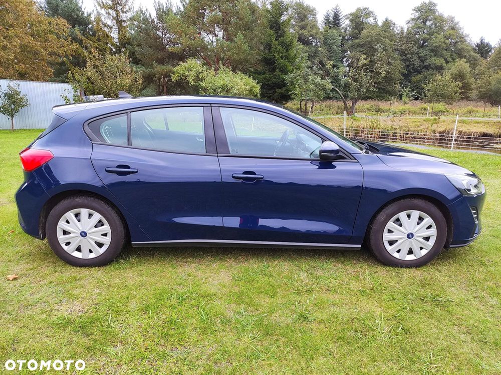 Ford Focus 1.0 EcoBoost Trend Edition - 6