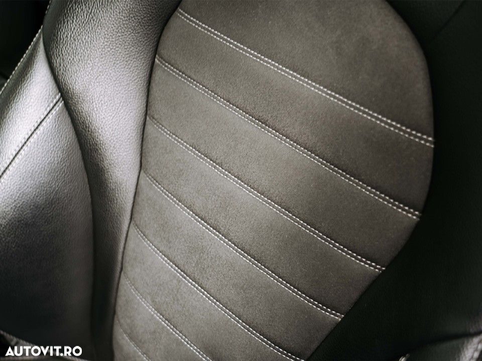 Mercedes-Benz EQC 400 4MATIC - 25