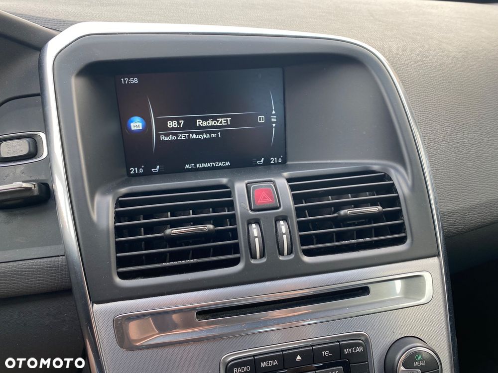Volvo XC 60 D3 Geartronic Momentum - 18