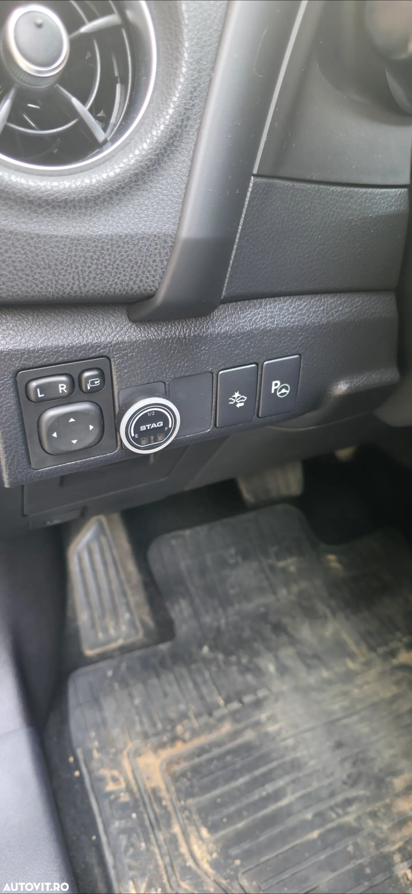 Toyota Auris - 15