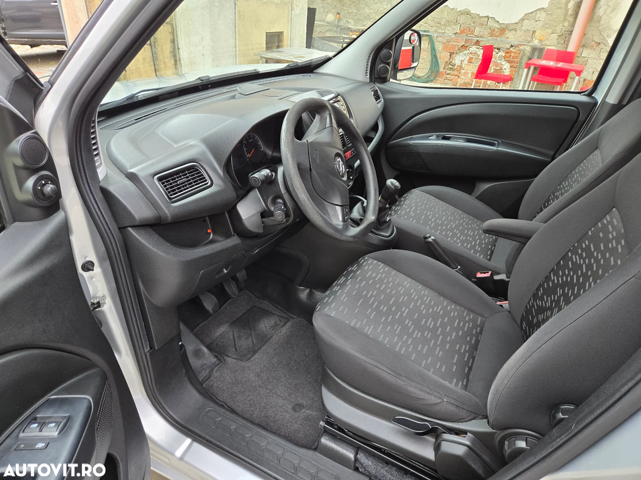 Opel Combo - 8