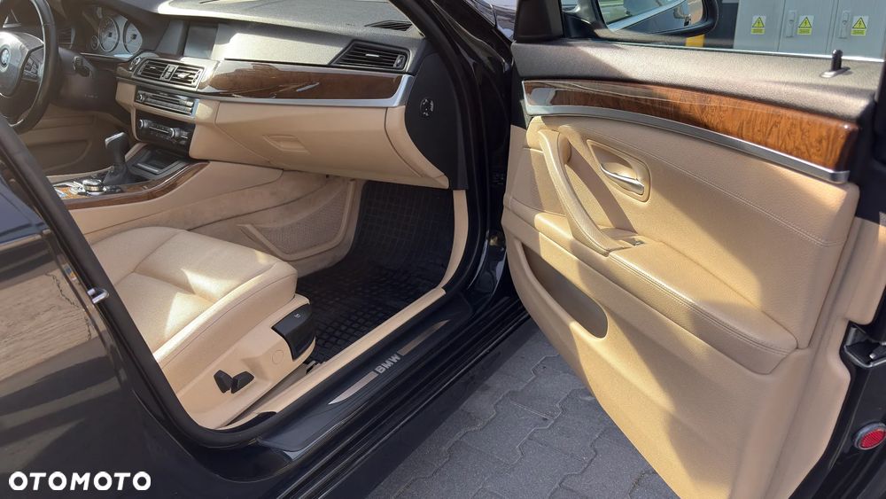 BMW Seria 5 - 23