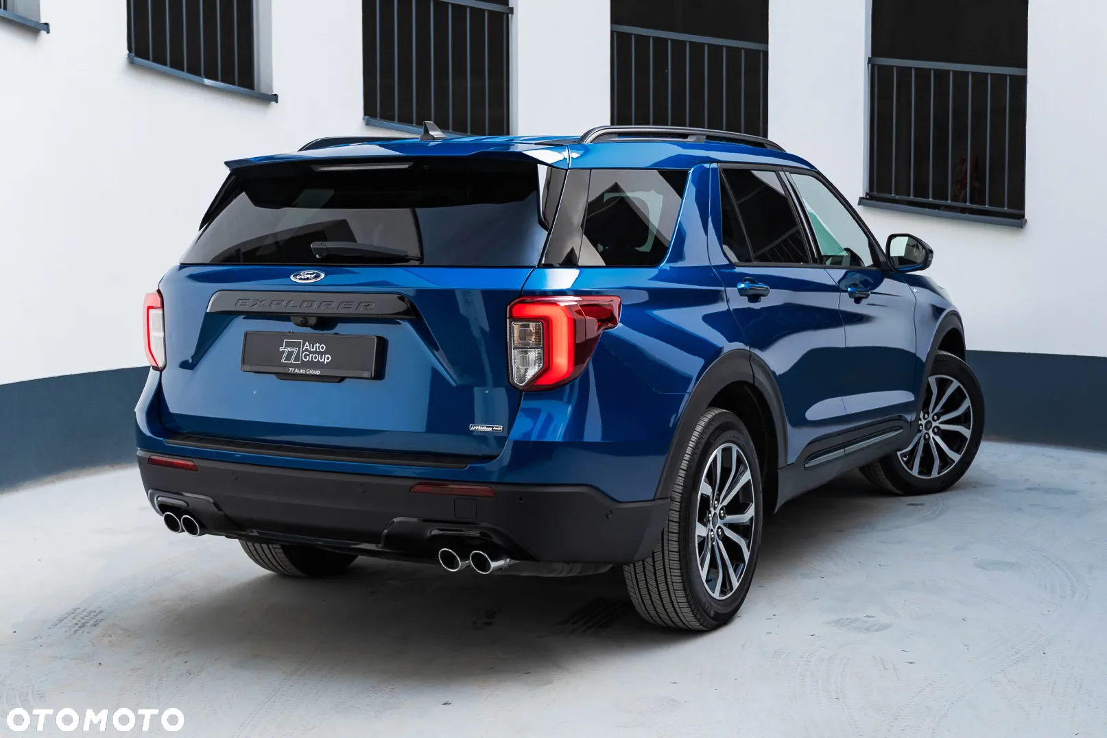 Ford Explorer - 2