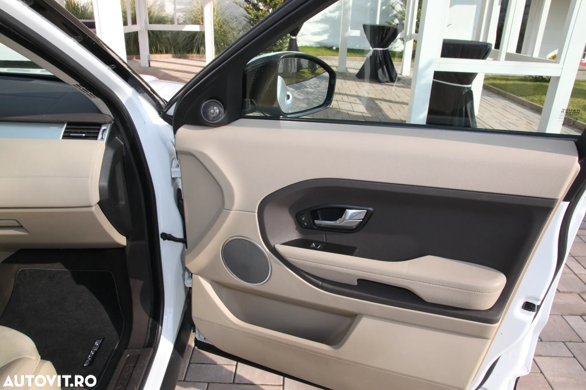 Land Rover Range Rover Evoque 2.2 TD4 Pure Tech - 28