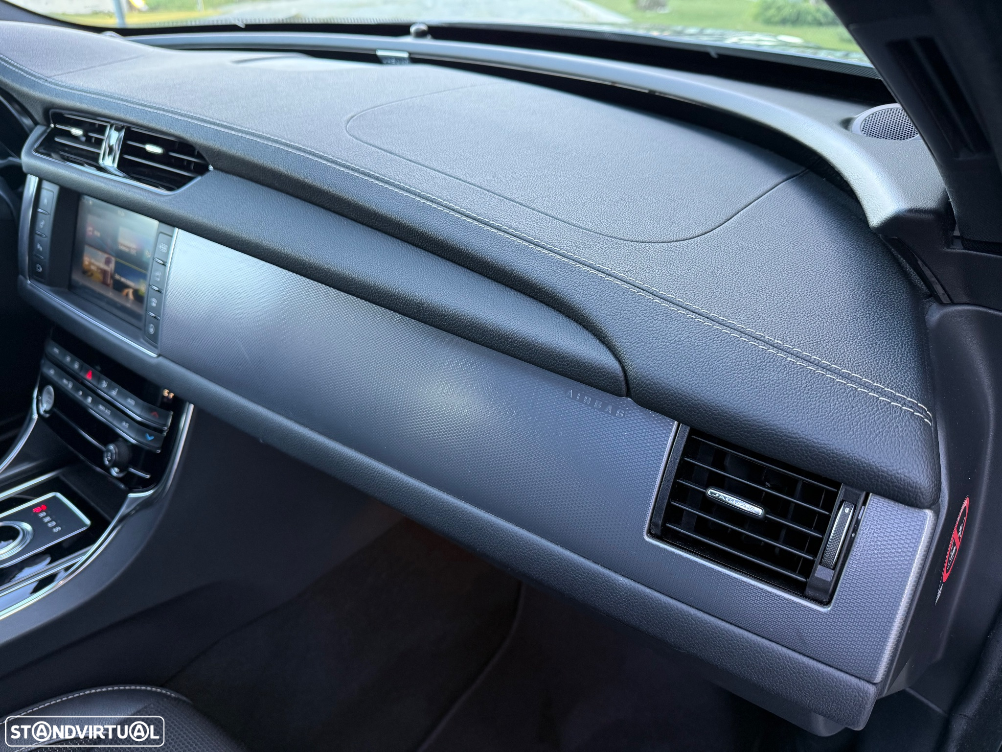 Jaguar XF Sportbrake 2.0 D R-Sport Aut. - 31