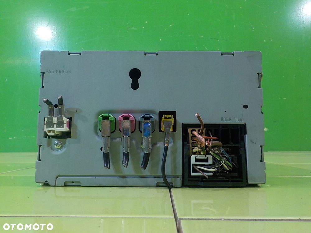 MERCEDES A W176 15r HB 5D radio A2469008214 A2469011305 A2129020710 - 5