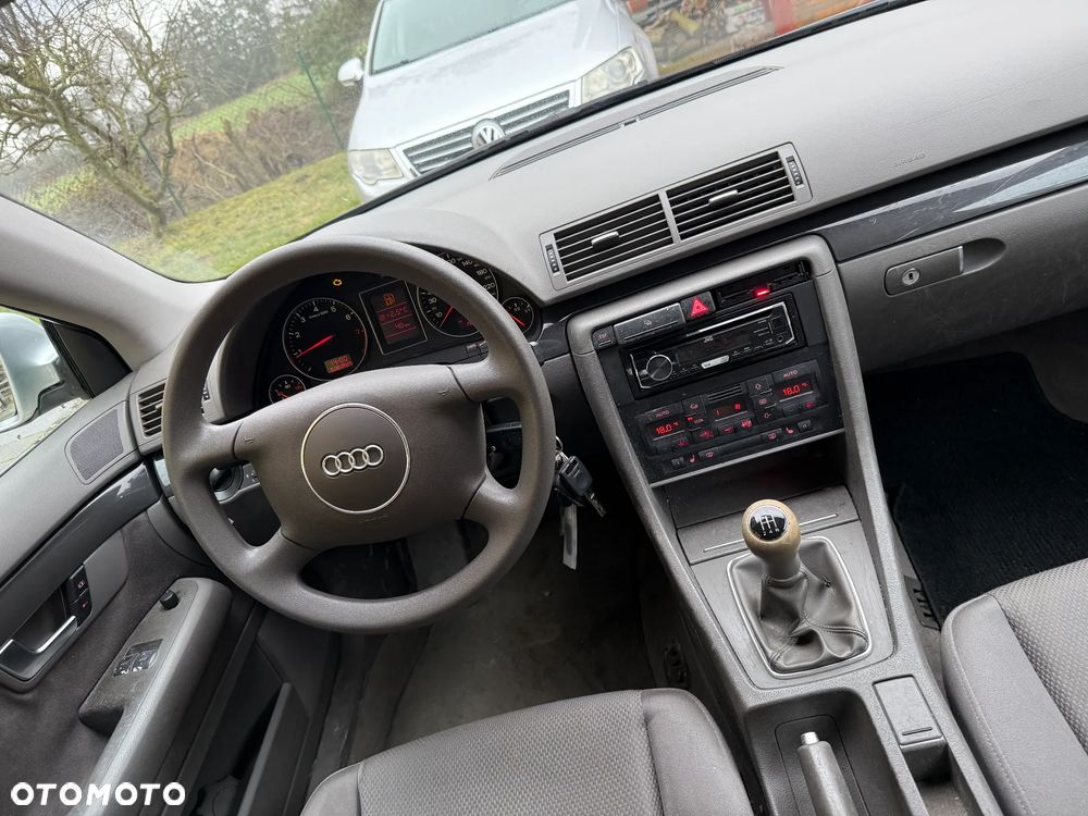 Audi A4 Limousine 2 - 25