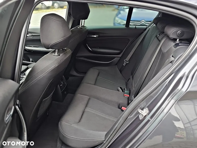 BMW Seria 1 120i GPF Advantage sport - 35