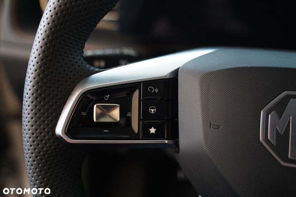 MG HS 1.5T HEV+ Exclusive - 13