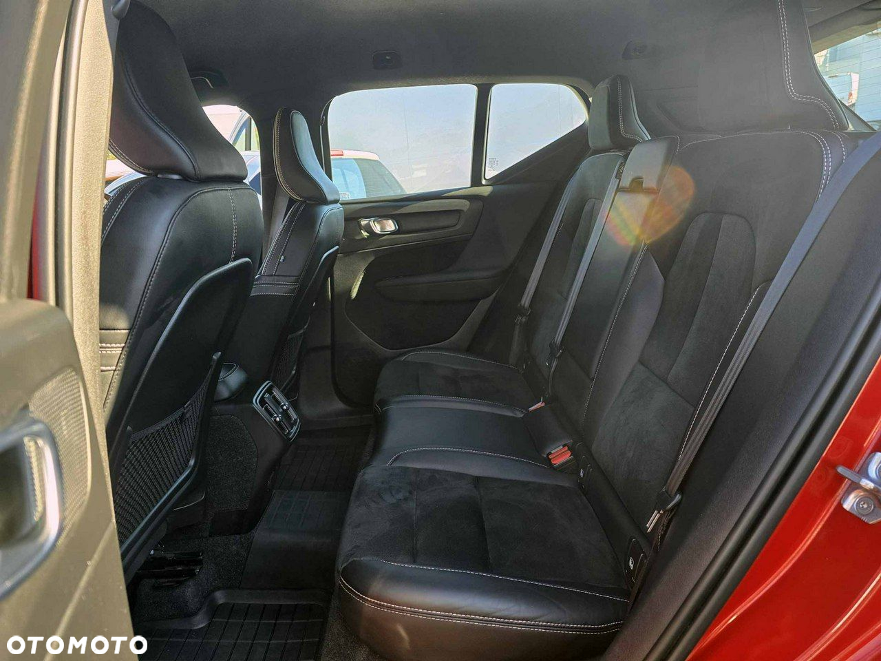 Volvo XC 40 - 18