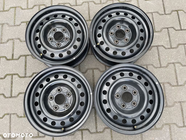 Felgi Stalowe Nissan Almera Tino 6.0" x 15" 5x114.3 ET 40 40300BU000