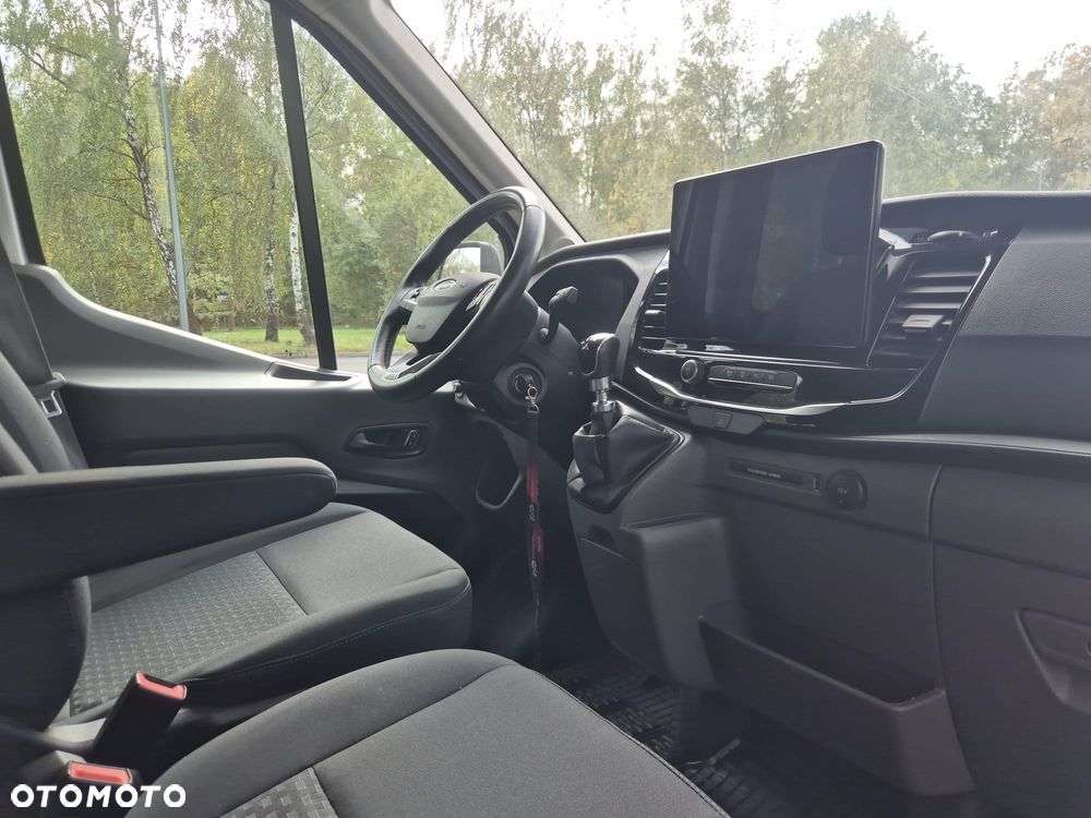 Ford Transit - 18