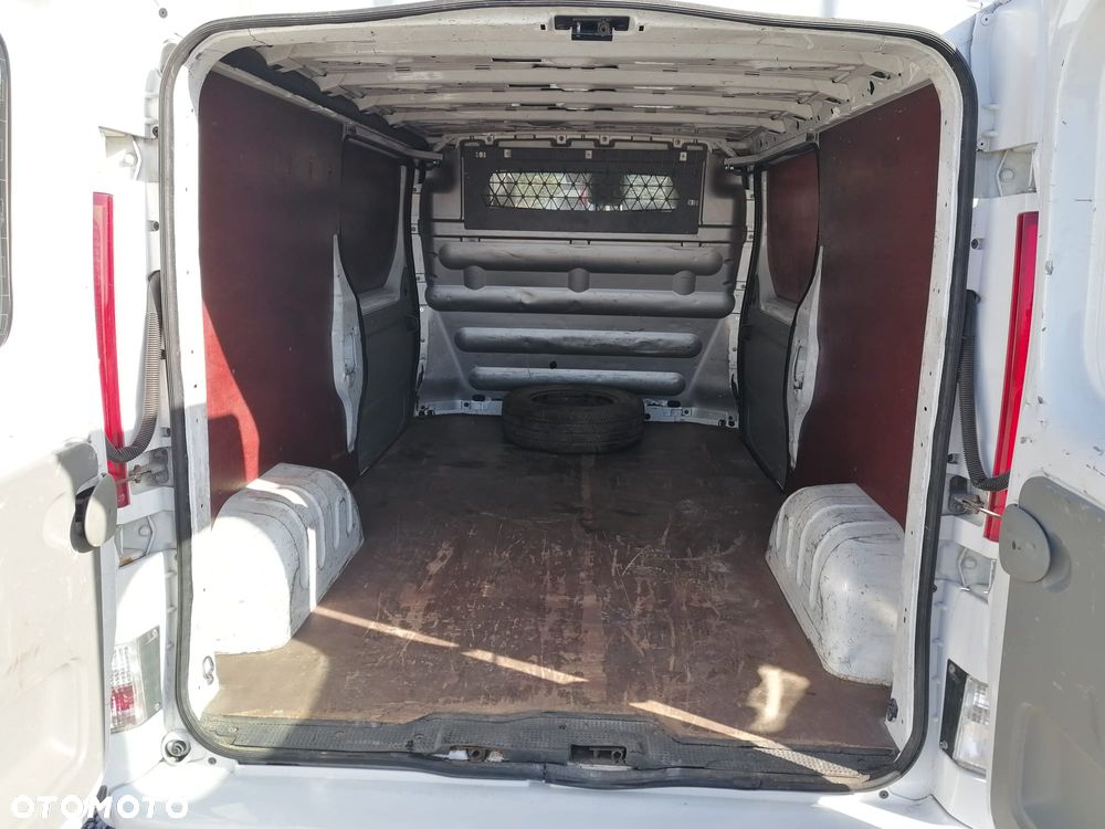 Renault trafic - 12