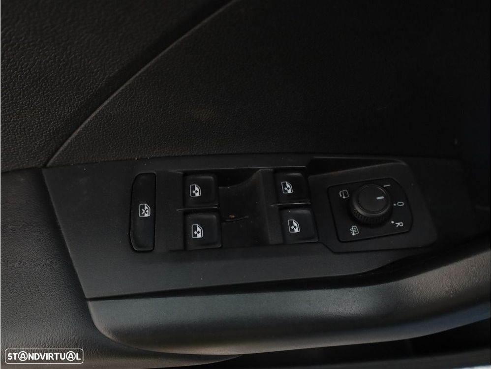 VW T-Cross 1.0 TSI Life - 20