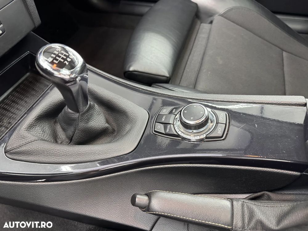 BMW Seria 3 320d DPF - 22