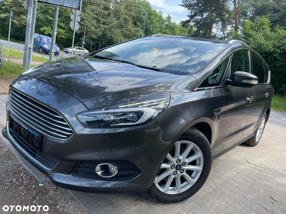 Ford S-Max - 24