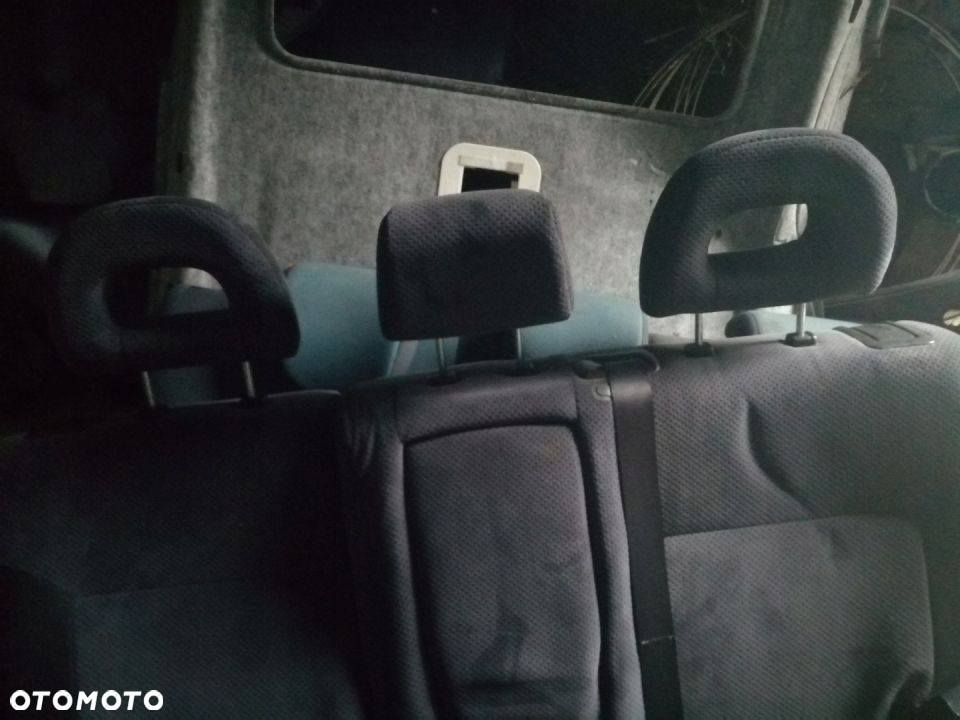 outlander I  ZAGŁOWKI TYŁ - 2