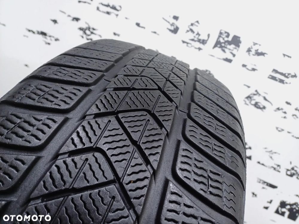zimowa Pirelli Winter SottoZero 3 225/55R18 6mm opona pojedyncza 52869 - 2