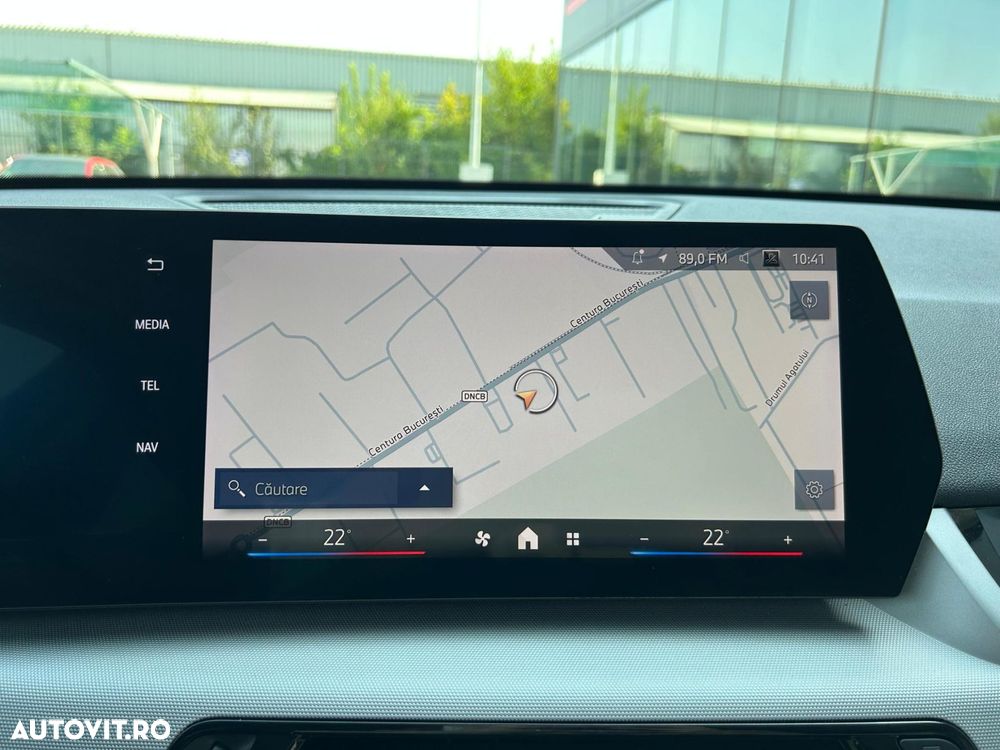 BMW X1 sDrive18d AT - 34