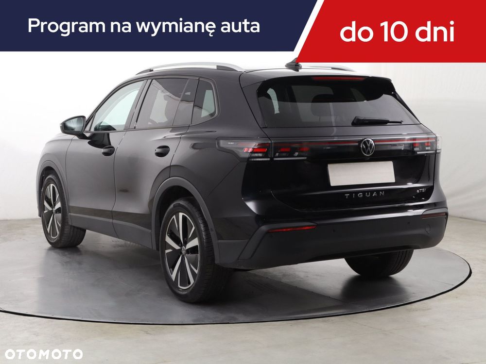 Volkswagen Tiguan - 6