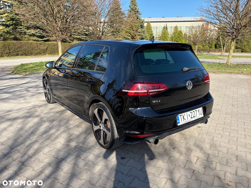 Volkswagen Golf GTI BlueMotion Technology - 6