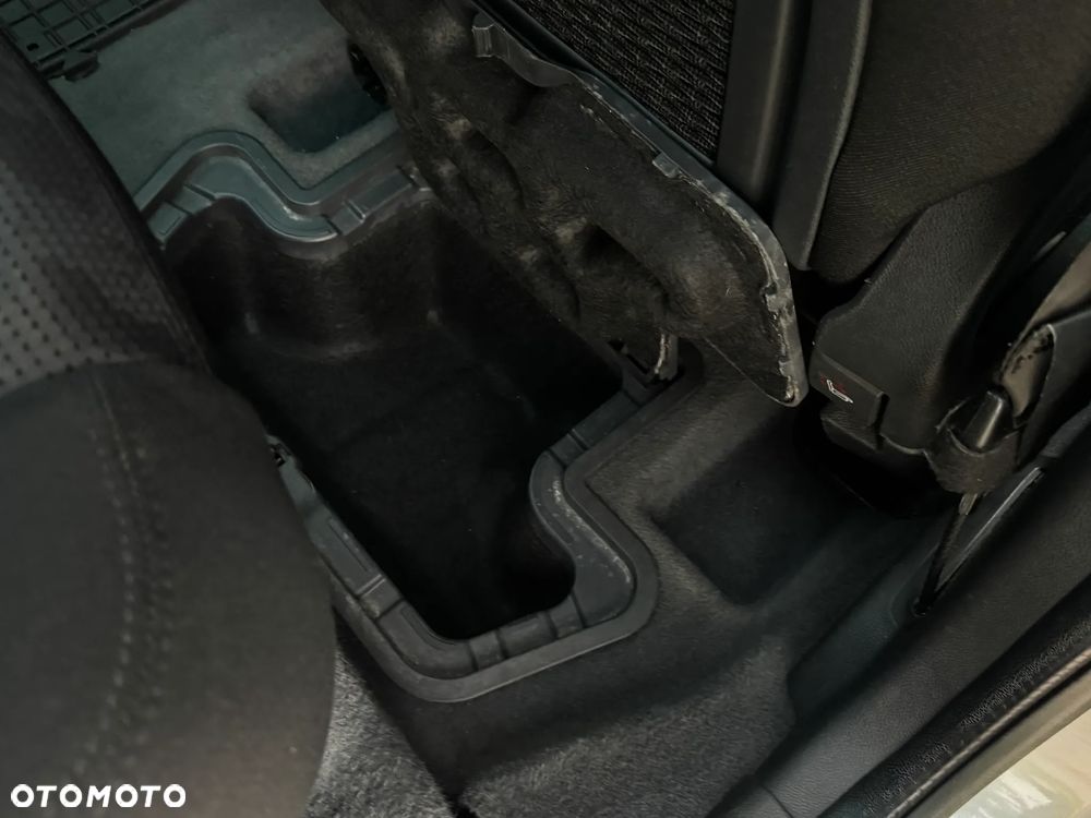 Peugeot 3008 2.0 HDi Allure - 39