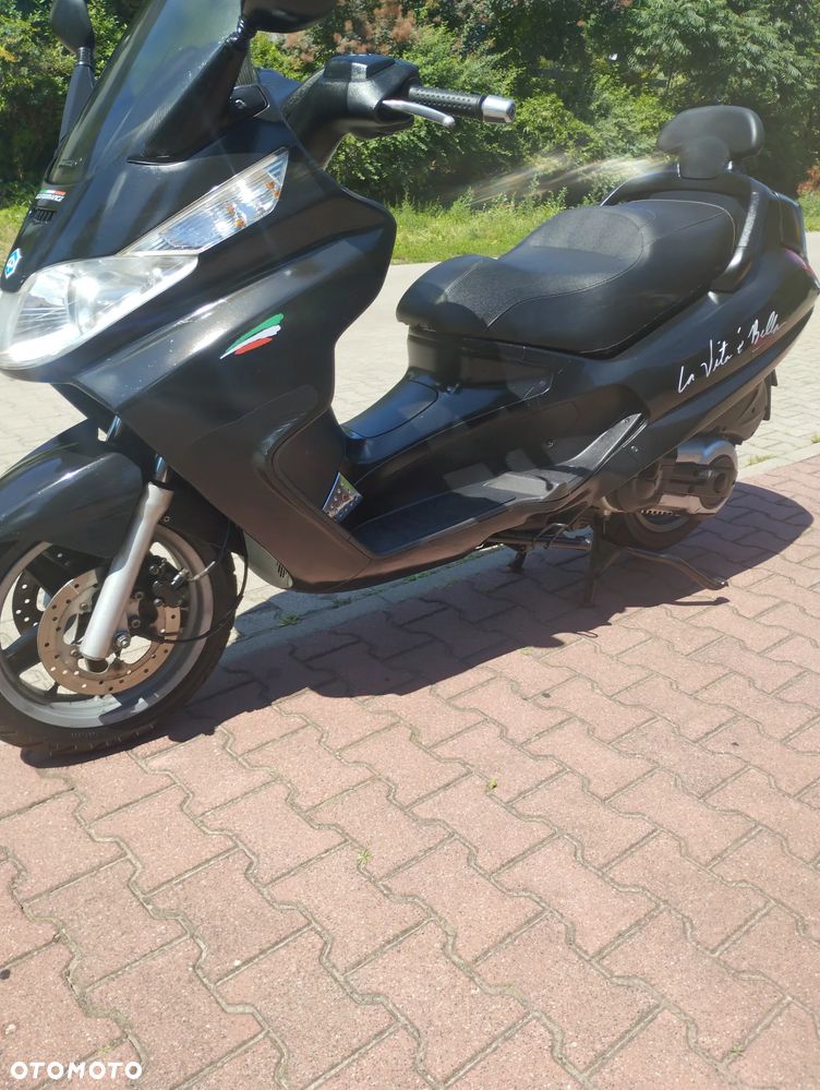 Piaggio X8 - 12