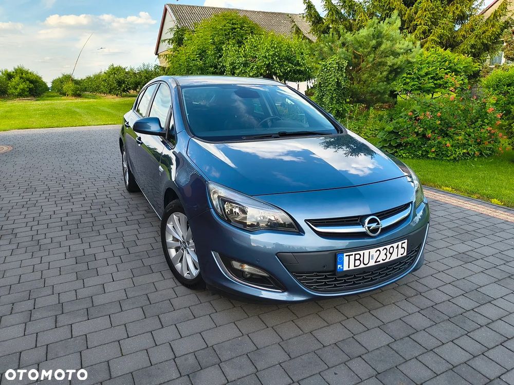 Opel Astra 1.4 T Edition 150 - 2