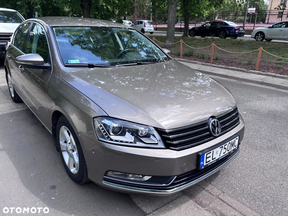 Volkswagen Passat 1.8 TSI Comfortline - 14
