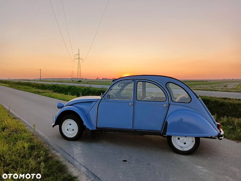 Citroën 2 CV 6 Club - 1