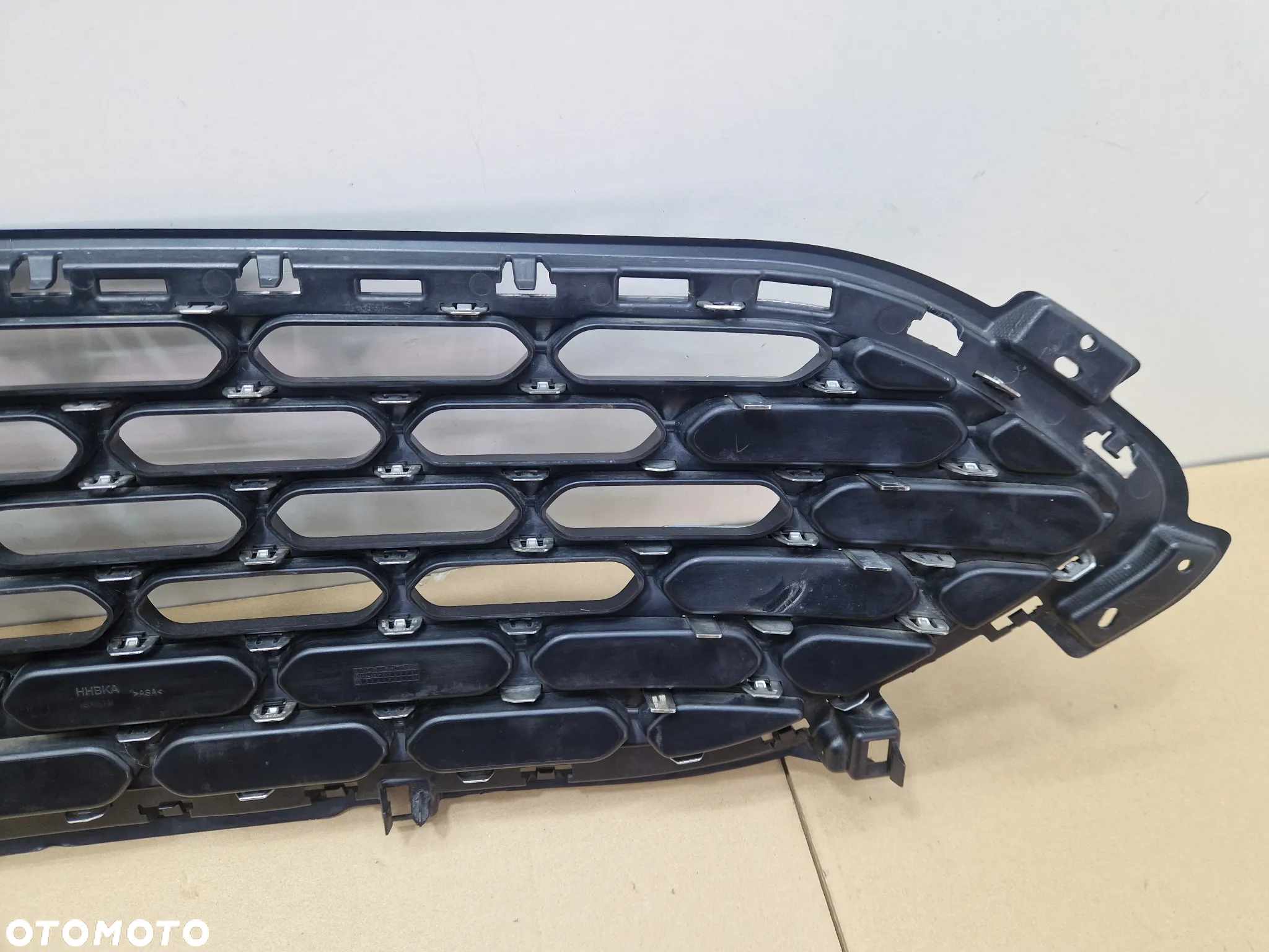 FORD KUGA MK3 III 2020- GRILL ATRAPA KRATKA LV4B-8200-GD - 7