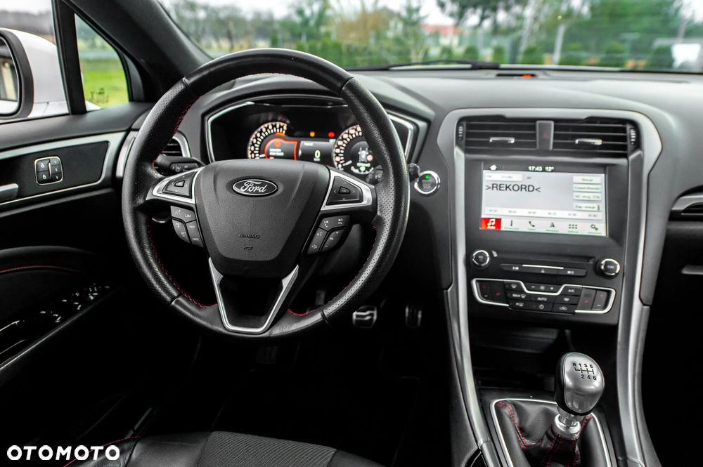 Ford Mondeo - 26