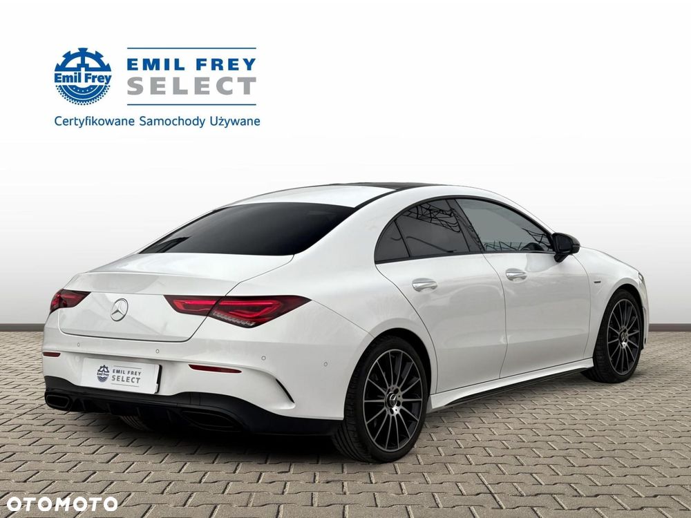 Mercedes-Benz CLA 200 7G-DCT - 6