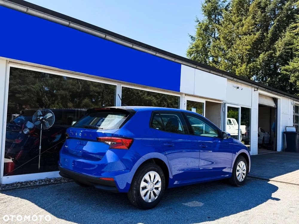 Skoda Fabia 1.0 Essence - 6