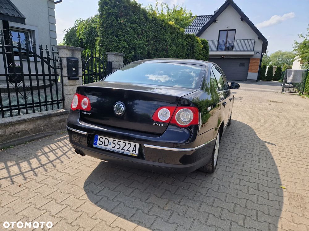 Volkswagen Passat 2.0 TDI DPF Comfortline - 5