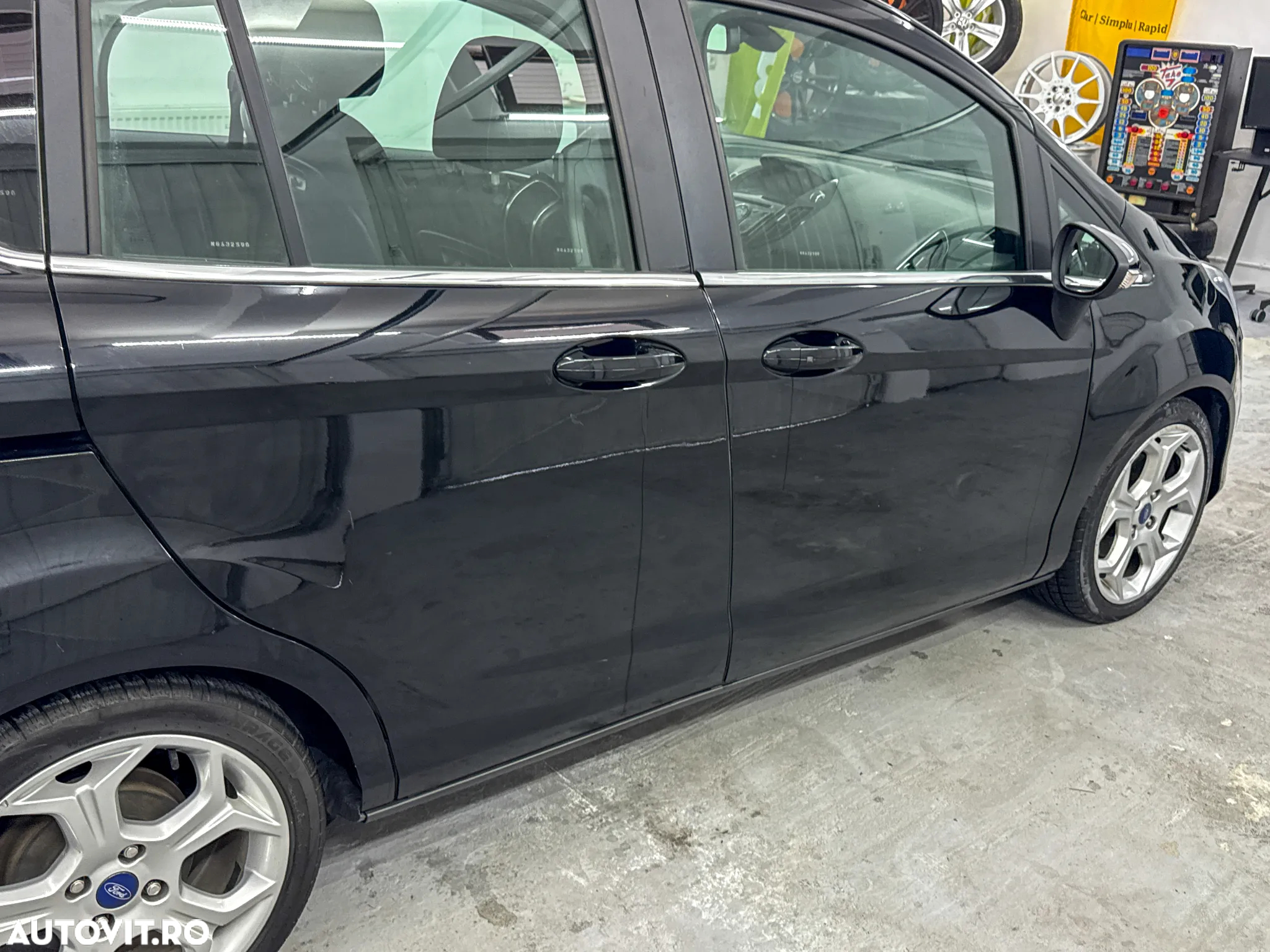 Ford B-Max 1.5 TDCi Titanium - 34